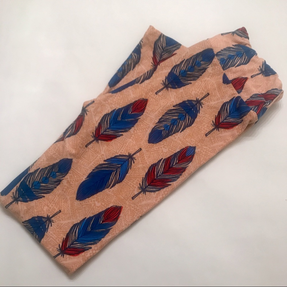Lularoe Leggings Feather Print One Size - image 1